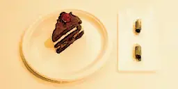 Glados_screens_cakeandutencil009.webp